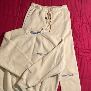 Men’s “Fear Of God” sweatsuit